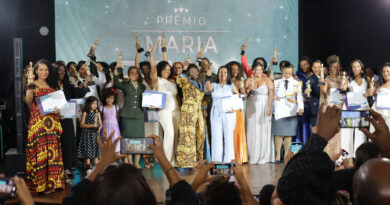 Ireuda Silva conduz mais uma edição do Prêmio Maria Felipa em homenagem à força e importância da mulher negra