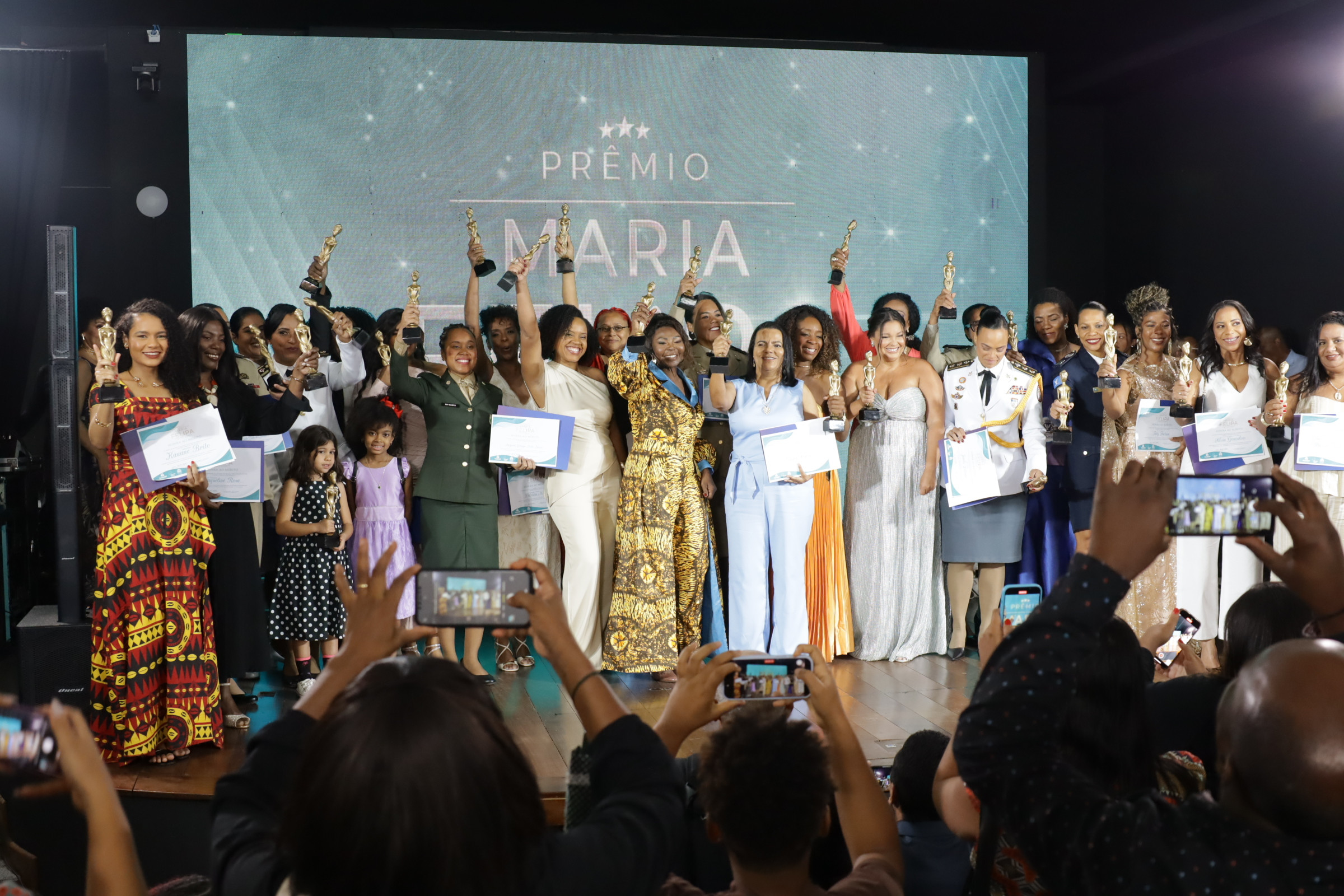 Ireuda Silva conduz mais uma edição do Prêmio Maria Felipa em homenagem à força e importância da mulher negra