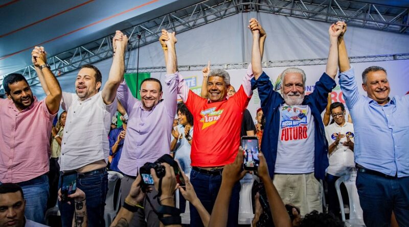 Tássio Brito destaca protagonismo da Bahia no lançamento do Comitê Popular da campanha de Lula