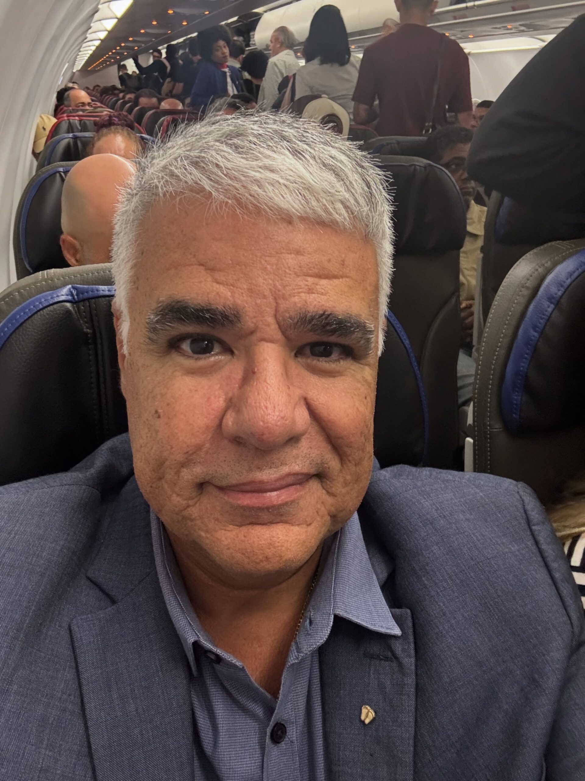 Novo anuncia senador Eduardo Girão como candidato a vice na chapa presidencial de Romeu Zema