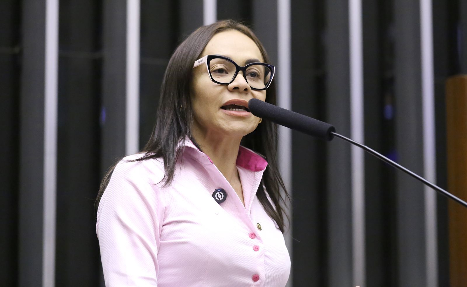 Única deputada federal do PT na Bahia, Ivoneide defende maior participação das mulheres na política: “Democracia mais forte e mais plural”