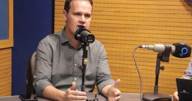 “Quer prometer para a Bahia o que não fez por Salvador”, afirma Júlio Pinheiro sobre ACM Neto