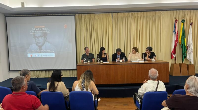 SINJORBA participa de homenagem da Academia de Letras da Bahia ao centenário do jornalista Ariovaldo Matos