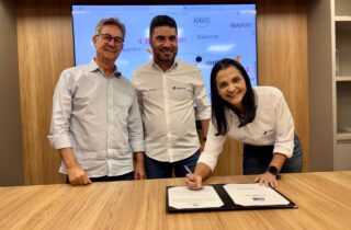 Estado da Bahia entrega escola em Saubara e autoriza pavimentação em Floresta Azul