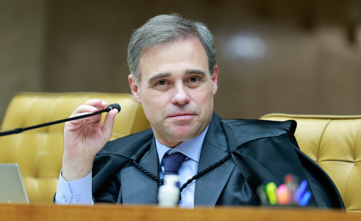 Deputado Samuel Junior propõe Comenda Dois de Julho para o ministro André Mendonça