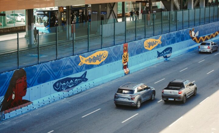 Salvador ganha mural de 200 metros criado por artistas indígenas na ligação Iguatemi–Paralela