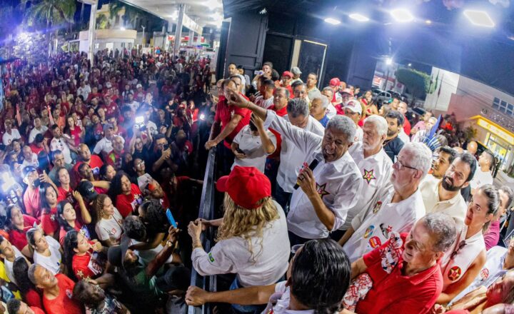 Jerônimo critica grupo de ACM Neto durante comício em Jaguaquara e destaca investimentos no Vale do Jiquiriçá