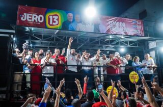 Jerônimo reúne diferentes grupos políticos durante ato em Monte Santo