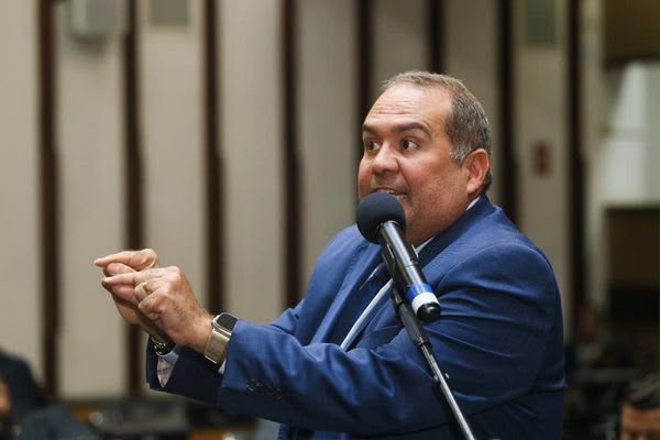 Líder do União Brasil repudia ilações e perseguição política contra ACM Neto a 17 dias da eleição: “não vão calar a voz de mudança do povo baiano”