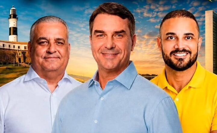 Flávio Bolsonaro reafirma apoio a reeleição de Capitão Alden