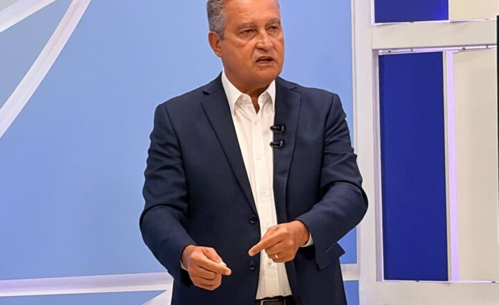 Em entrevista à TVE, Rui Costa defende restrições às BETs e alerta para endividamento das famílias