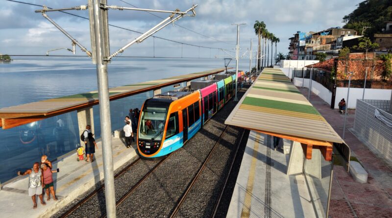VLT inicia operação com passageiros na Parada Marisqueiras nesta terça-feira (1º)