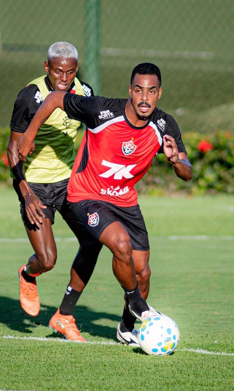 Vitória inicia preparação para confronto direto contra o Grêmio no Barradão