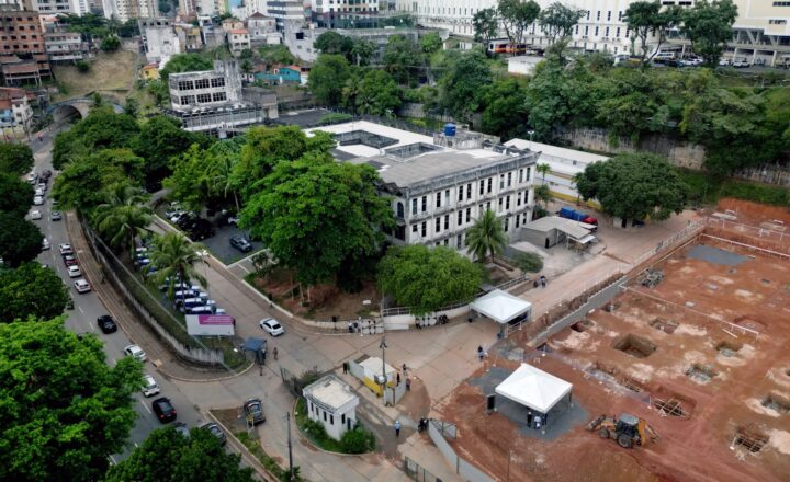 Governo entrega viaturas e equipamentos de perícia para a Polícia Técnica da Bahia