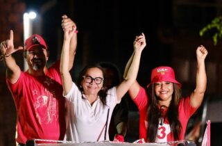 Ivoneide encerra campanha com grande carreata e reforça compromisso com toda a Bahia