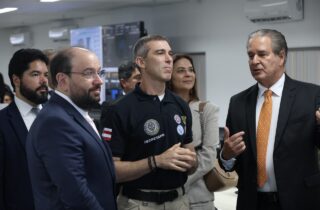 Presidente do TRE-BA visita Centro Integrado de Comando e Controle da SSP