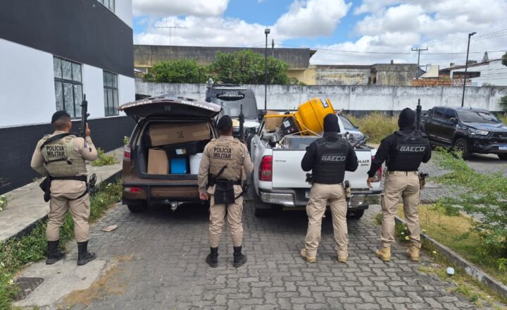 Operação Três Caras prende liderança criminosa foragida na Bahia e desmonta laboratório clandestino de drogas em Feira de Santana