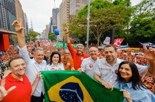 Jerônimo defende união nacional e convoca brasileiros a reeleger Lula em ato na Avenida Paulista