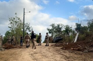 Quatro homens são presos e adolescente é apreendido durante Operação Dominus em Jequié