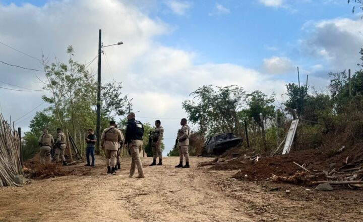 Quatro homens são presos e adolescente é apreendido durante Operação Dominus em Jequié