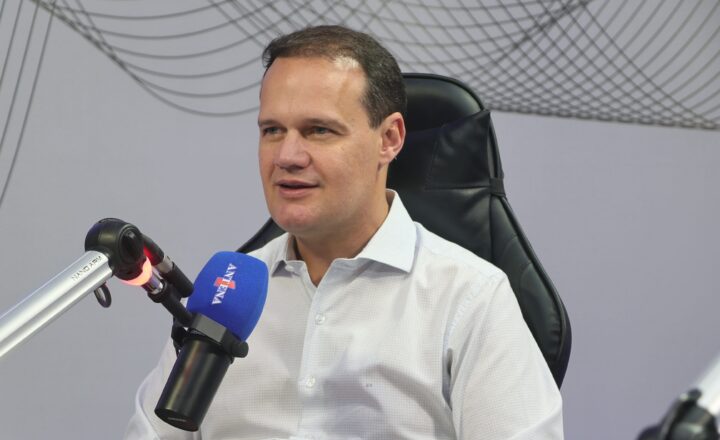 “Vamos ampliar a votação de Lula na Bahia e aumentar a diferença em relação a Flávio Bolsonaro”, afirma Júlio Pinheiro