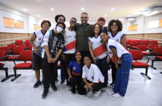 Bahia é o Estado com maior proporção de professores e coordenadores pedagógicos concursados e avança na valorização da carreira do magistério público estadual