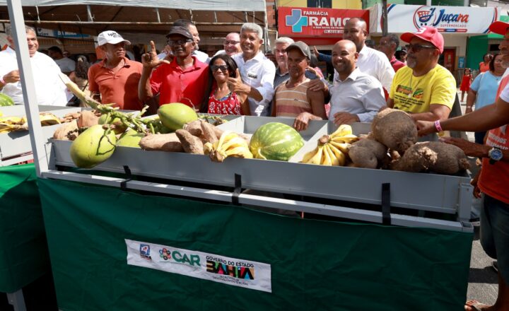 Terra Nova recebe equipamentos agrícolas e tem obra de encosta autorizada