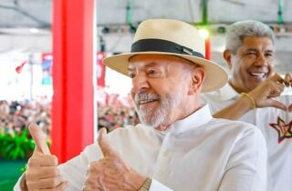 Lula, o estadista iluminado por Deus para cumprir missões