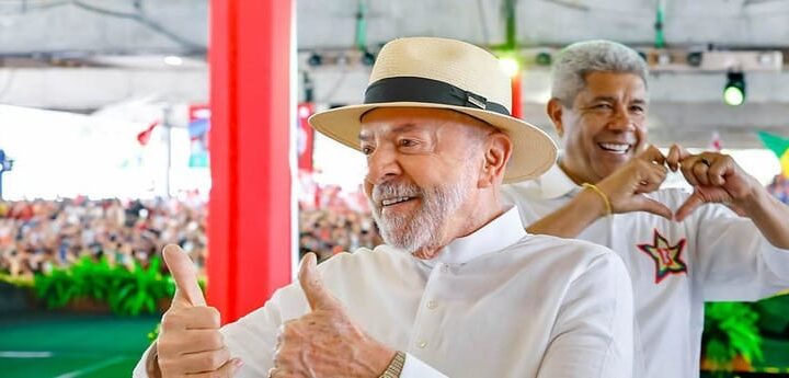 Lula, o estadista iluminado por Deus para cumprir missões